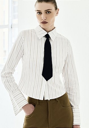 Camisa Alfaiataria com Gravata