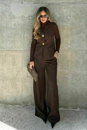 Conjunto Blusa Colete com Lapela e Calça Reta