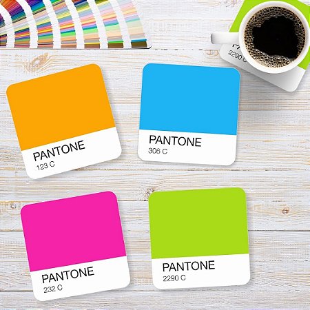 Kit com 4 Porta Copos Acrílico Pantone