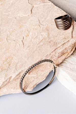 Bracelete Negro Fino de Zircônias