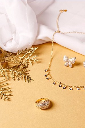 Anel Luxo Ouro e Zircônias