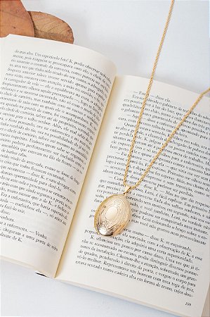 Relicário Ouro Oval