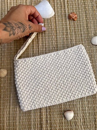 Bolsa de mão em crochê off white