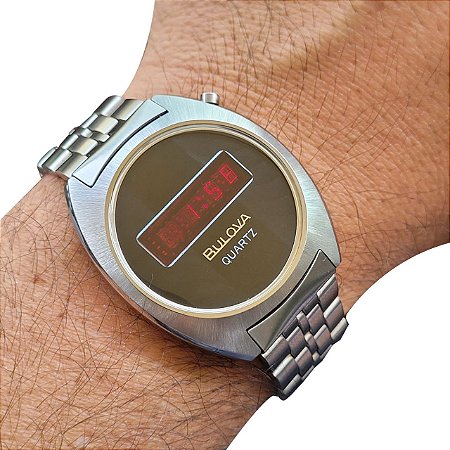 Relógio Bulova Digital N6 Ano 1976 Raridade