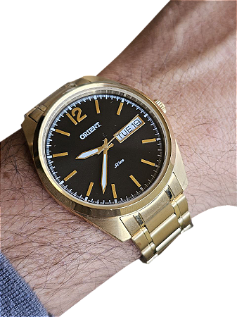 Relógio Masculino Dourado Orient Fundo Preto Mgss2 009