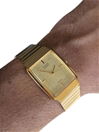 🌟 Relógio Citizen Seven Dourado 🔱 – Sofisticação Japonesa no Seu Pulso!