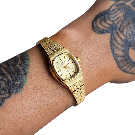 👑 Citizen QQ Feminino Quartz – Elegância Dourada dos Anos 80! 🌟