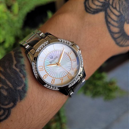🔥 Relógio Bulova Original com Cristais Swarovski Clássico, Delicado e Imponente 36L161