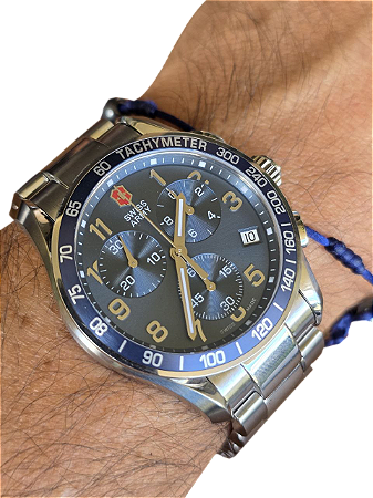 Relógio Victorinox Swiss Army Chronograph 40mm Original C/ Caixa Manual Safira