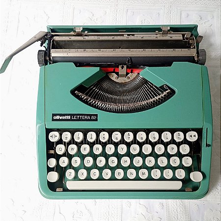Funcionando Máquina De Escrever Datilografia Olivetti Lettera 82 Verde