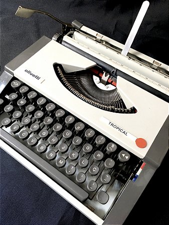 Funcionando Máquina De Escrever Olivetti Tropical Cinza