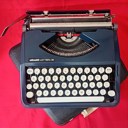 Funcionando Máquina De Escrever Olivetti Lettera 82 Azul Marinho Typewriter