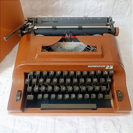Funcionando Máquina De Escrever Remington 25 Doce De Leite