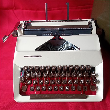 Funcionando Rara Máquina De Escrever FACIT 1620 - fabricada na Suécia