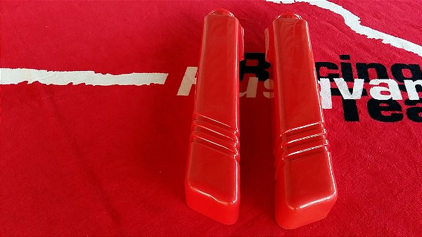 Protetor suspensão dianteiro ( VERMELHO ) Agrale Ciclomotor Tchau