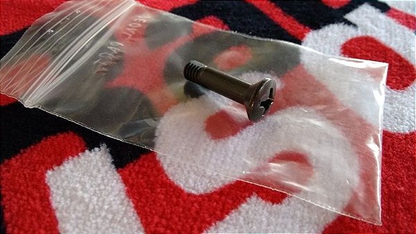 Parafuso phillips do pedal de partida Husqvarna WR