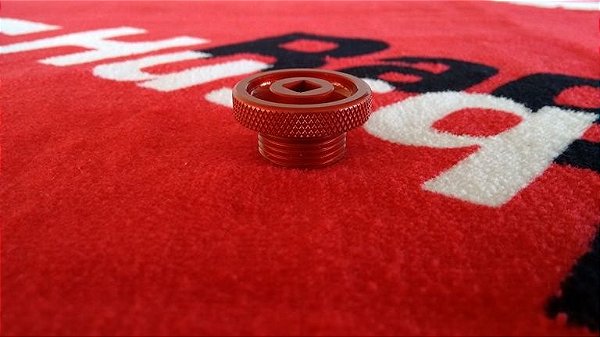 Tampa magnética de abastecimento do óleo Husqvarna TE-TC