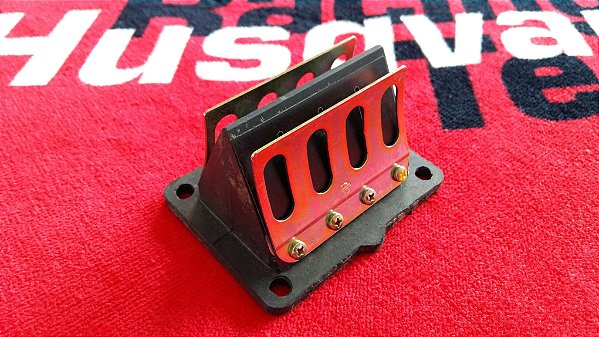 Conjunto válvula aspiração ( pirâmide palhetas ) Cagiva Mito 125