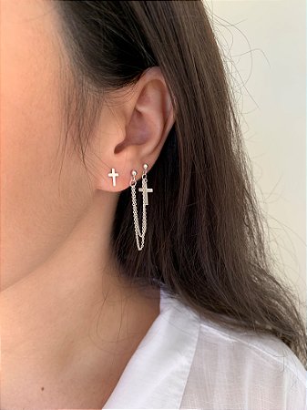 Brinco duplo corrente e cruz em Prata 925