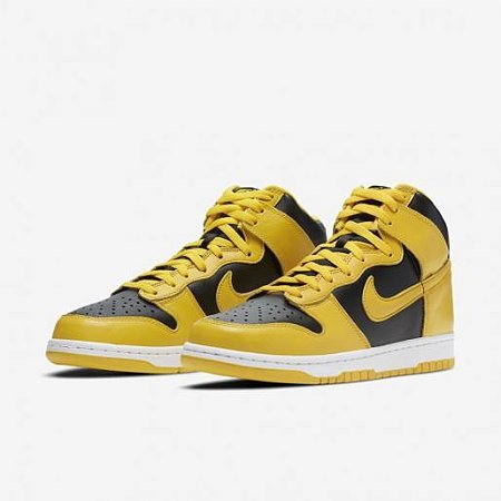 Nike Dunk High Varsity Maize