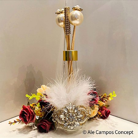 Difusor de Aromas ou Sabonete Líquido Aladin, Decorados com Cristais e Strass, e Detalhes em Dourado