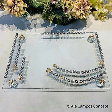 Bandeja Decorativa de Vidro Retangular Média Trabalhada com Detalhes em Strass