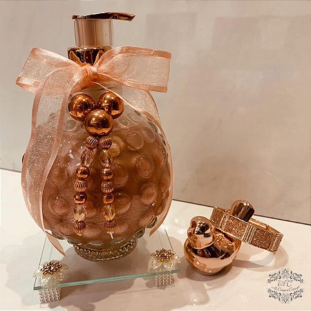 Sabonete Líquido Rosé 500ml em Refinado Vidro Transparente com Detalhes em Cristais, Berloques e Strass