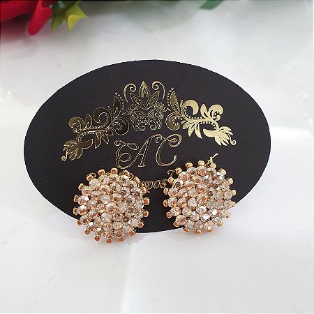 Brinco Redondo Cravejado com Strass