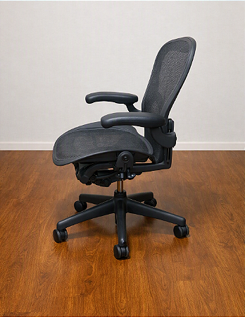 Cadeira Herman Miller Aeron C