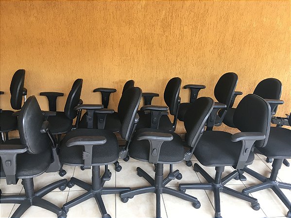 Lote de 06 cadeiras usadas Back sistem