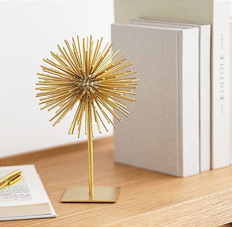 Escultura Ouriço Decorativo em Metal 22cm Dourado