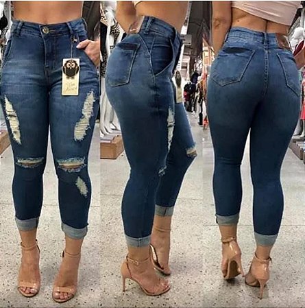 Calça Capri Navalhada.