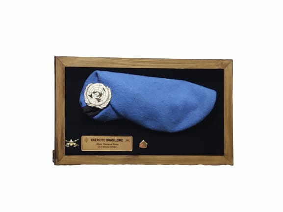 Moldura Porta Boina Militar