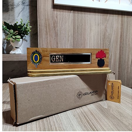 NOME PERSONALIZADO DE MESA (PRISMA COM SIMBOLOS EM ACRÍLICO)