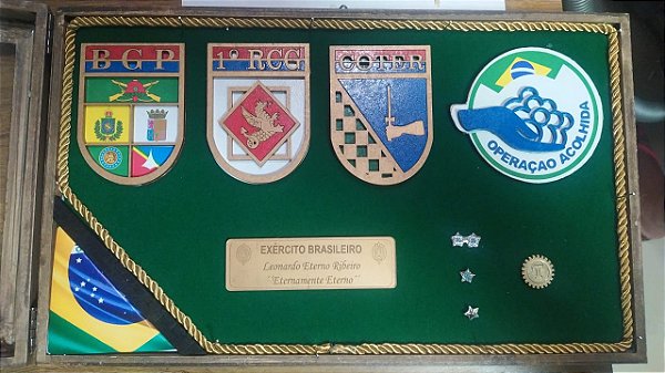 MOLDURA EB ( 4 BRASÕES)