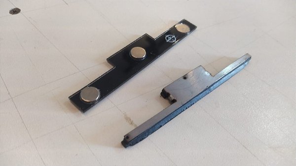 Trilho Para Barretas Policarbonato (IMANTADO)