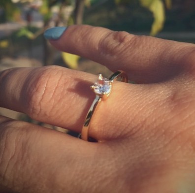 Anel Banho Ouro Ponto de Luz Cristal Zircônia