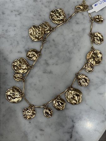 Colar Curto Medalhas