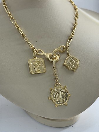 Colar Gravatinha Medalhas