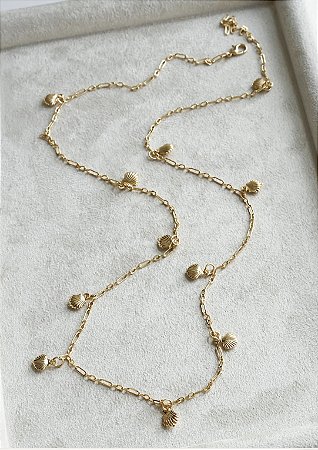 Colar Longo Conchinhas