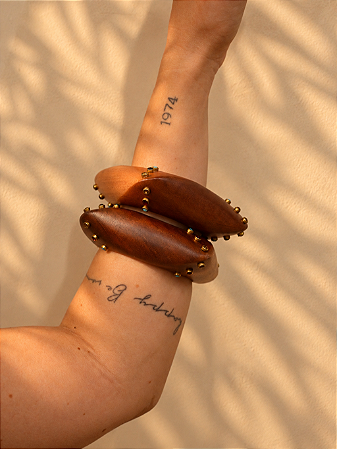 Bracelete Madeira com Cristais