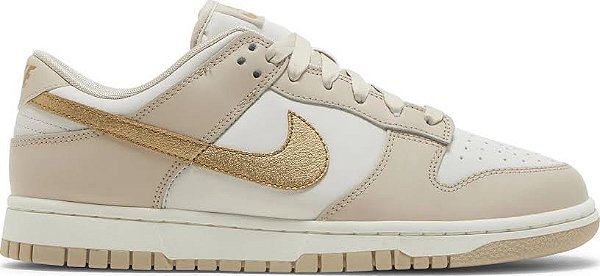 Tênis Dunk Low "Phantom Metallic Gold"