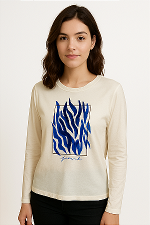 BLUSA MALHA VISCOSE DECOTE REDONDO BORBADO MANGAS LONGAS ESTAMPA COM AZUL NA FRENTE COR OFF WHITE