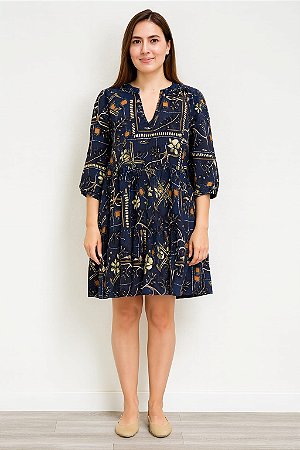 VESTIDO CURTO MANGAS 7/8 DETALHE AMARRAÇÃO DECOTE V ESTAMPADO AZUL MARINHO VERDE E LARANJA