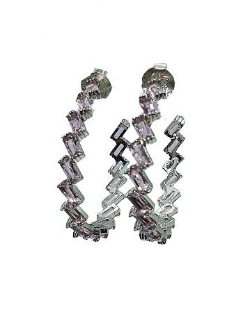BRINCO MEIA ARGOLA COM ZIRCONIAS ROSA CLARO