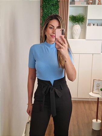 Cropped canelado gola alta