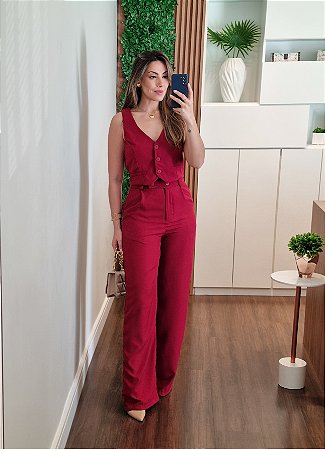 Conjunto colete e pantalona bordô