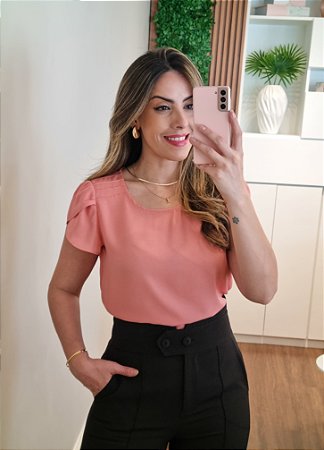 Blusa rose manga tulipa nervuras