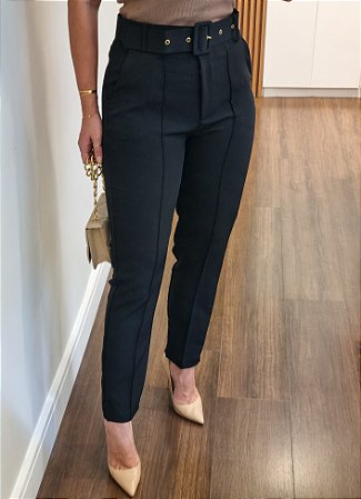 Calça alfaiataria com cinto preta
