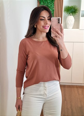 Blusa quadrada manga 7/8 castanho